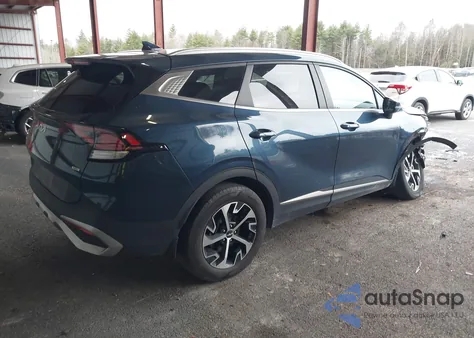 2023 Kia Sportage Hybrid Ex z USA, uszkodzony, nr VIN KNDPVCAG9P7067730